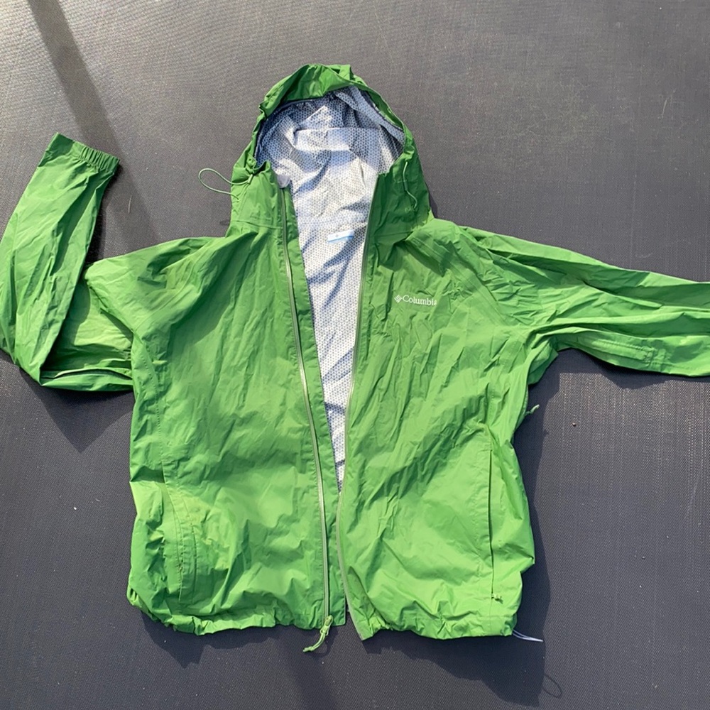 EUC Columbia mens Omnitech rain proof jacket XL green pockets and zip front